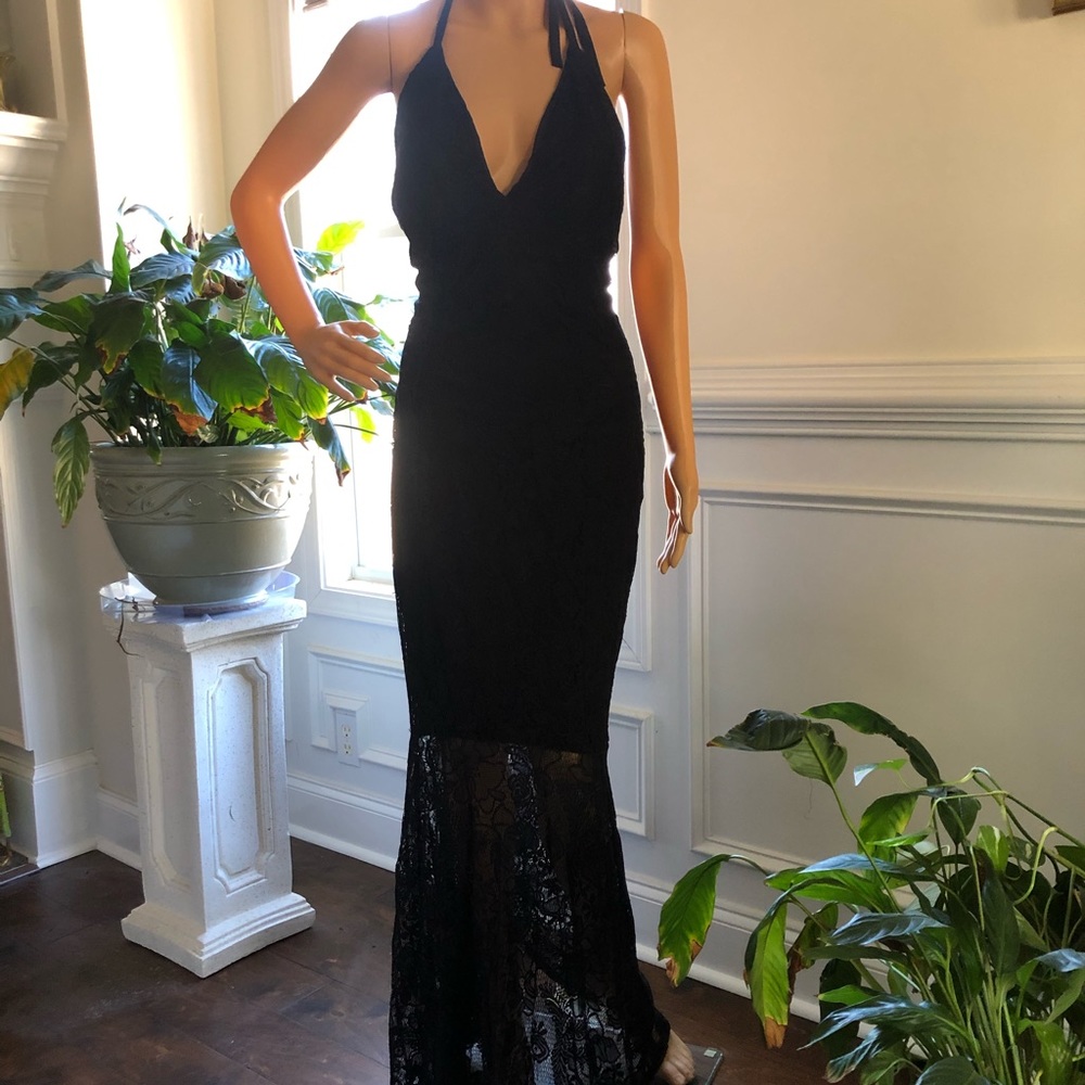 Maxi black lace dress